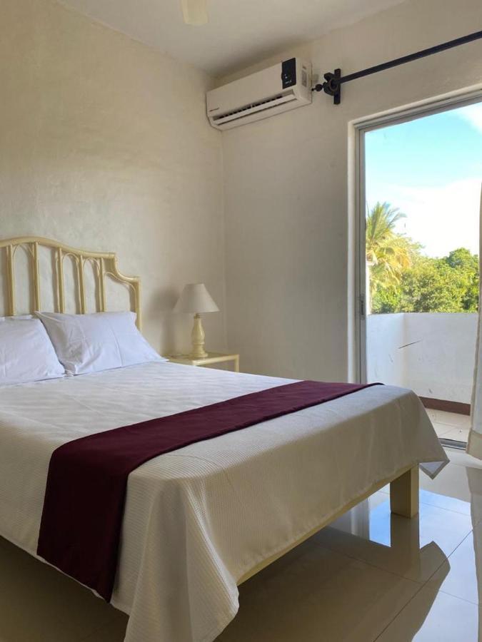 Manzanillo Pied A Terre Hotel Buitenkant foto